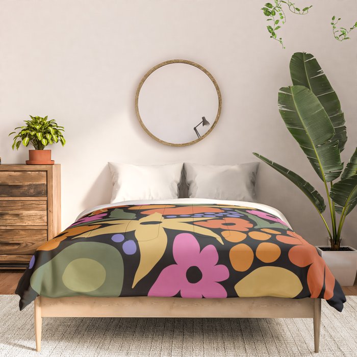 Larchmont Village Farmers Market Comforter Gallery Image 3