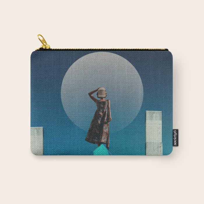 Queen of Kings Carry All Pouch Gallery Image 1