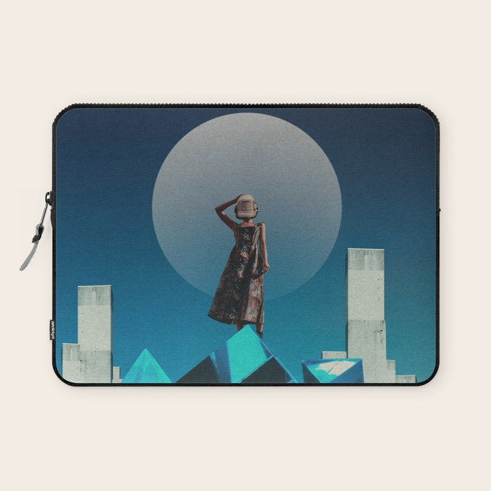 Queen of Kings Laptop Sleeve Gallery Image 1