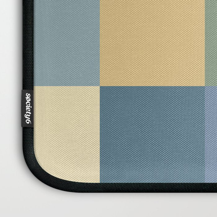 Bold Natural Checks Pattern - Large VIII Laptop Sleeve Gallery Image 3