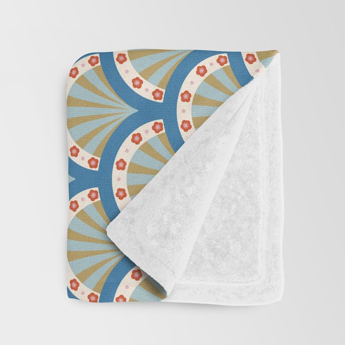 Asian Fan Pattern Throw Blanket Gallery Image 3