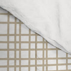 Fine Weave Minimalist Retro Mid Century Modern Pattern in Flax and White Comforter Gallery Image 4