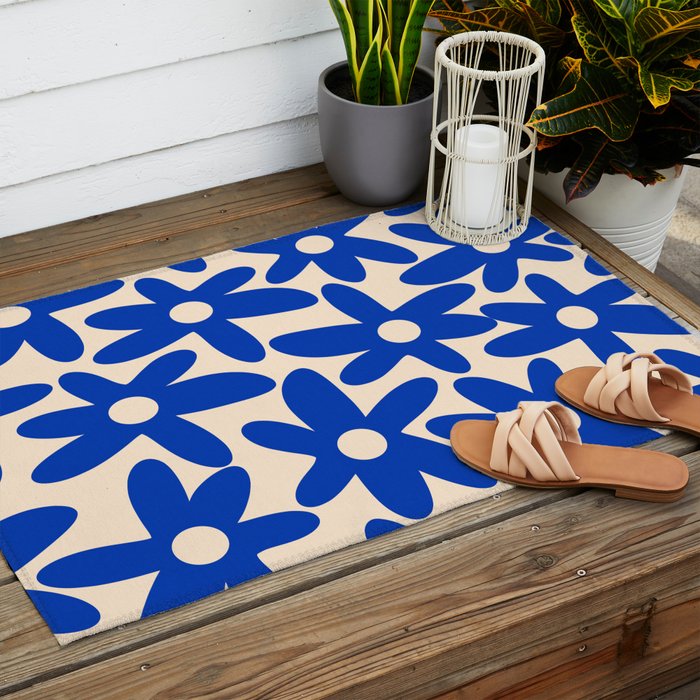 Daisy Time Retro Floral Pattern in Bright Blue and Cream Outdoor Rug Gallery Image 2