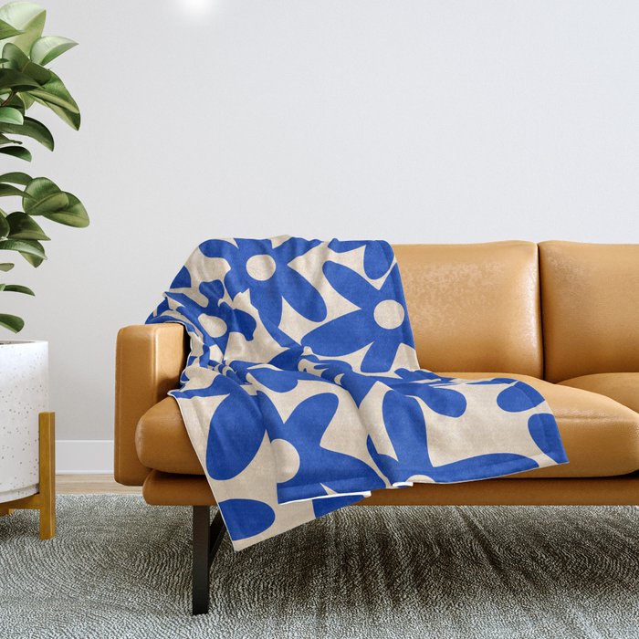 Daisy Time Retro Floral Pattern in Bright Blue and Cream Throw Blanket Gallery Image 1