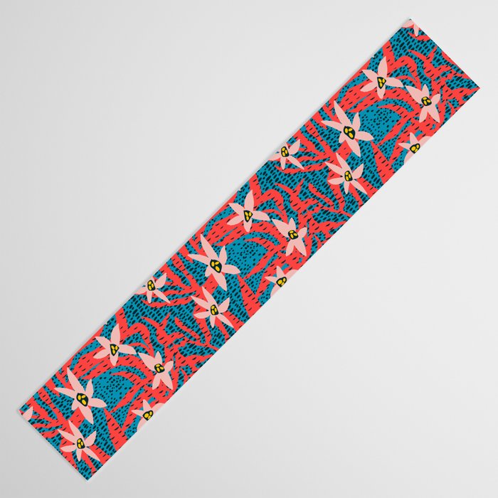 BAZAAR COSMICA WILD Table Runner Gallery Image 3