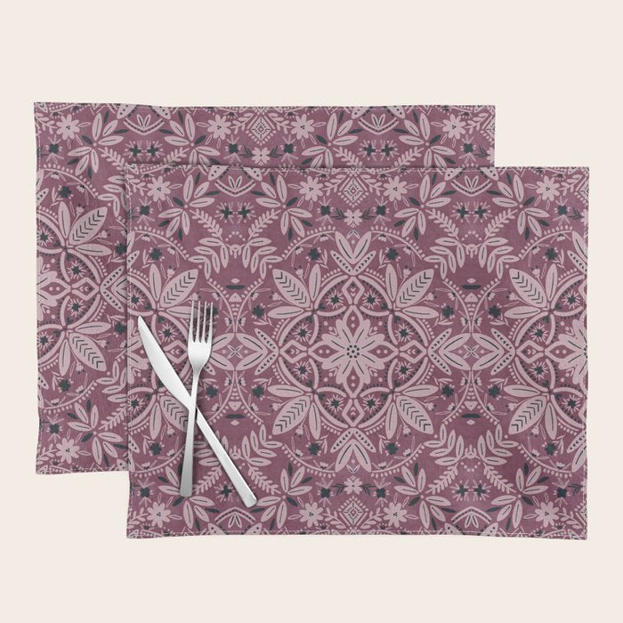 Chic Nature Charm Placemat Gallery Image 1