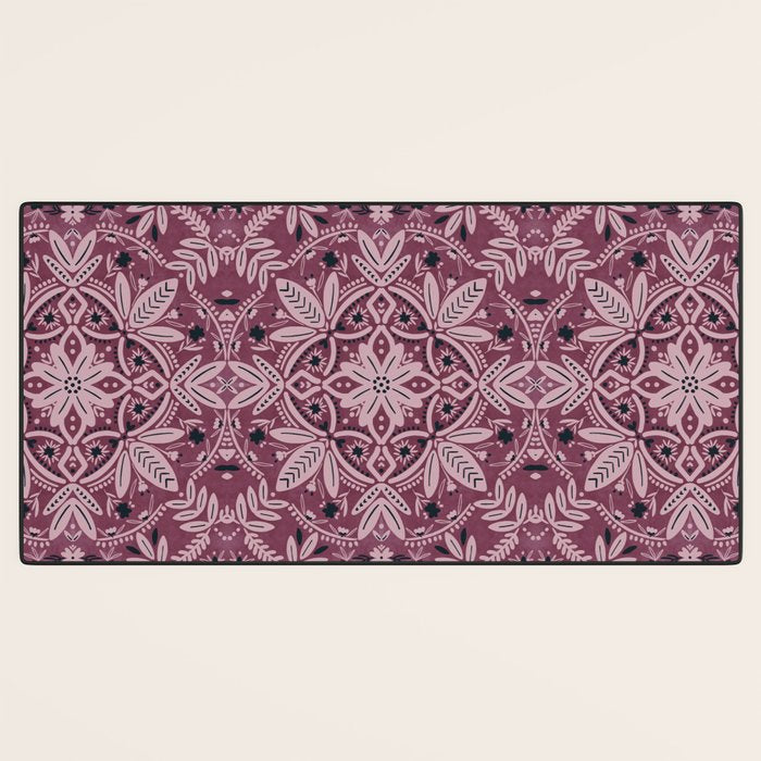 Chic Nature Charm Desk Mat Gallery Image 3