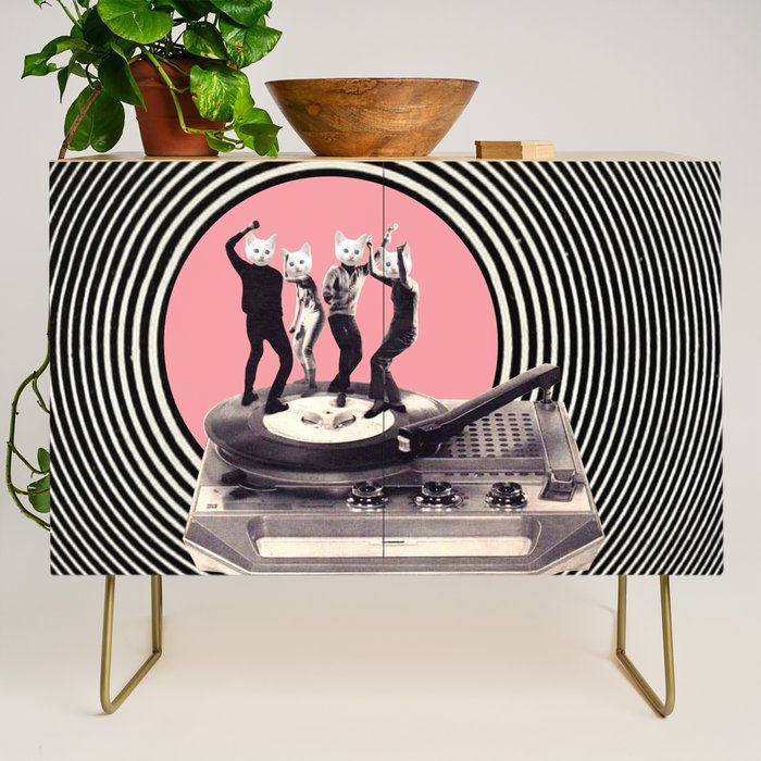 Groovy Cats Credenza Gallery Image 1