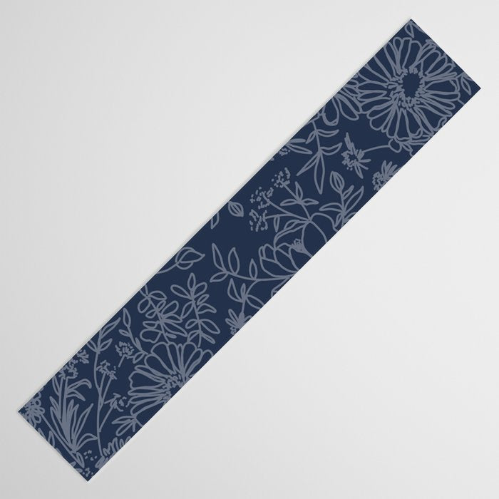 Simple Blooms Table Runner Gallery Image 3
