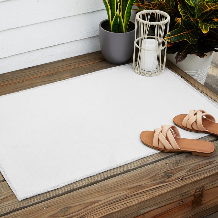 Pure White Solid Color Outdoor Rug Gallery Image 2