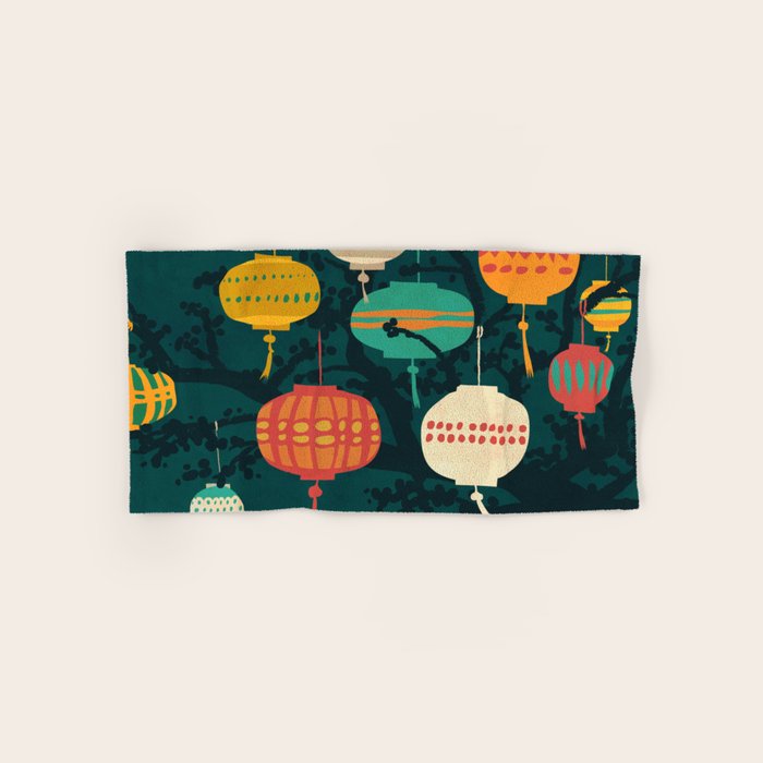 Lanterns Bath Towel Gallery Image 1