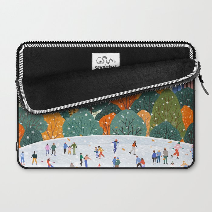 Winter in New York City Laptop Sleeve Gallery Image 2