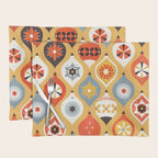 Festive Old-fashioned Christmas Tree Baubles Placemat Gallery Image 1