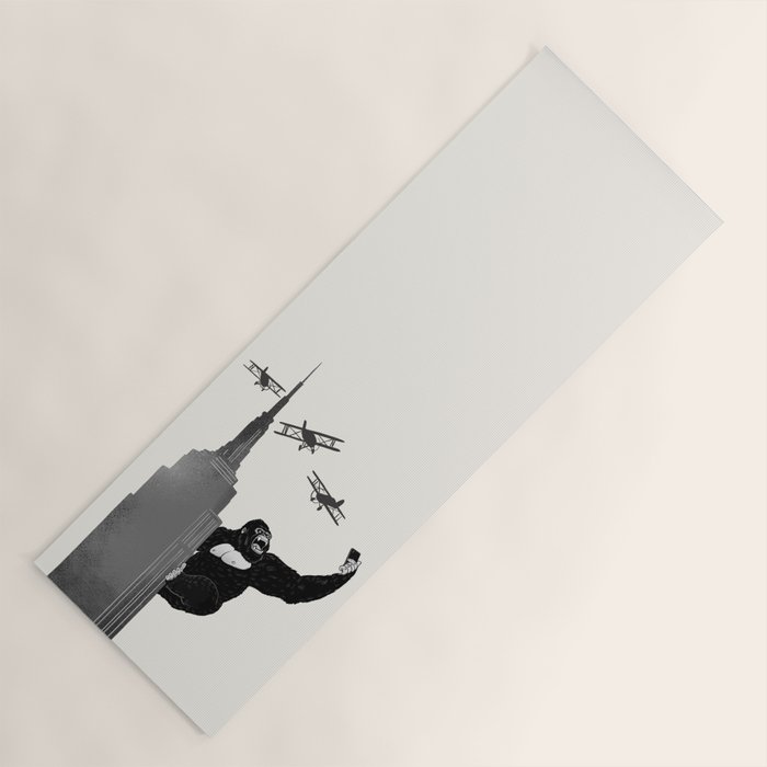 Selfie King Kong Yoga Mat Gallery Image 1