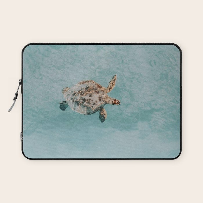 sea turtle vi Laptop Sleeve Gallery Image 1