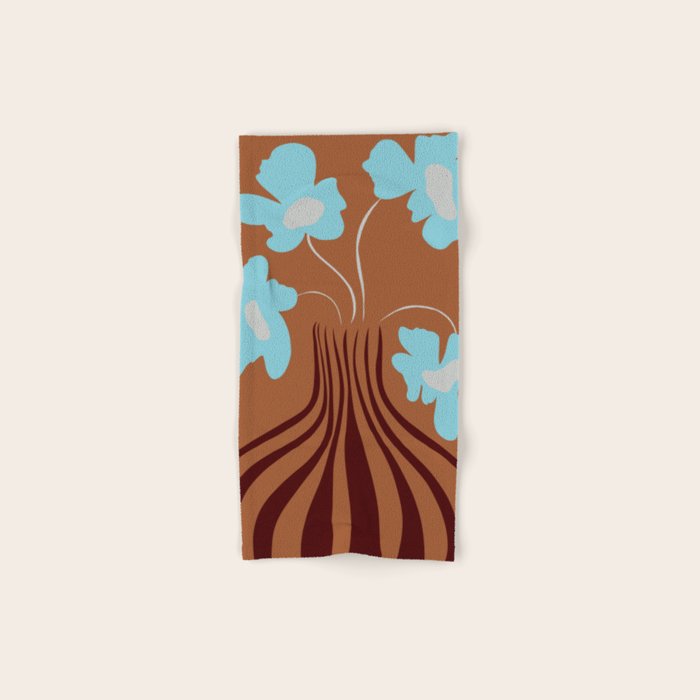 Minimalistic Vase 2 Bath Towel Gallery Image 1