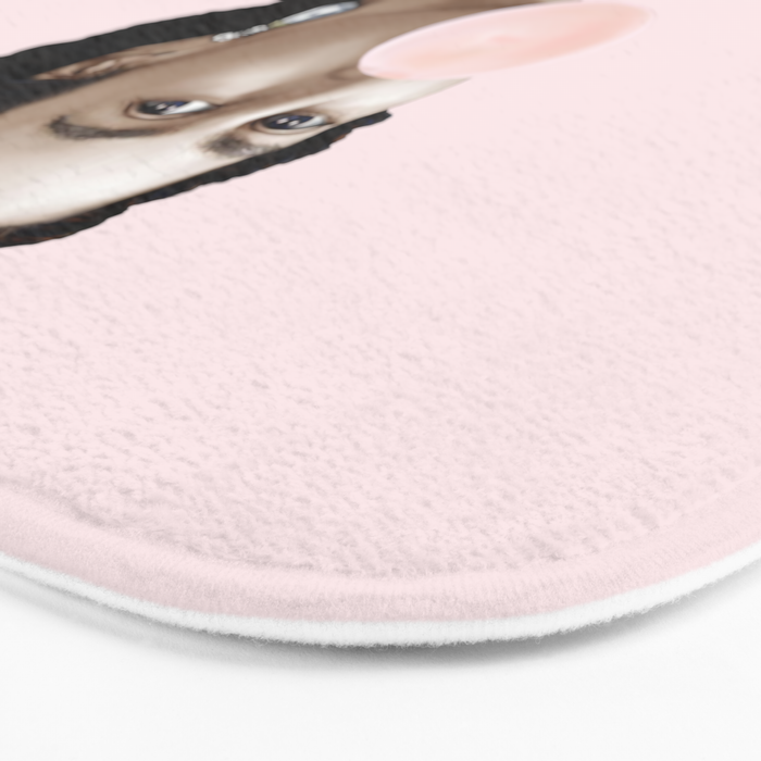 Queen Elizabeth II Blowing Pink Bubble gum Bath Mat Gallery Image 3