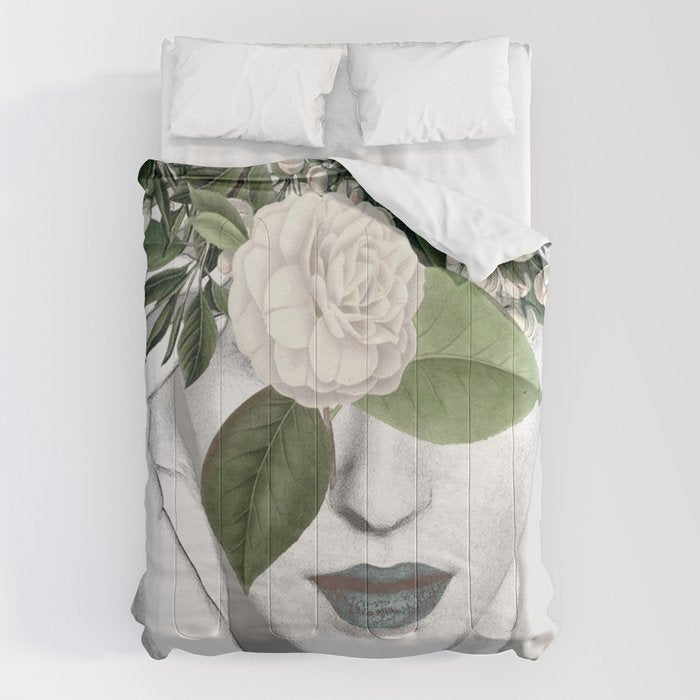 Natural beauty 2a Comforter Gallery Image 1