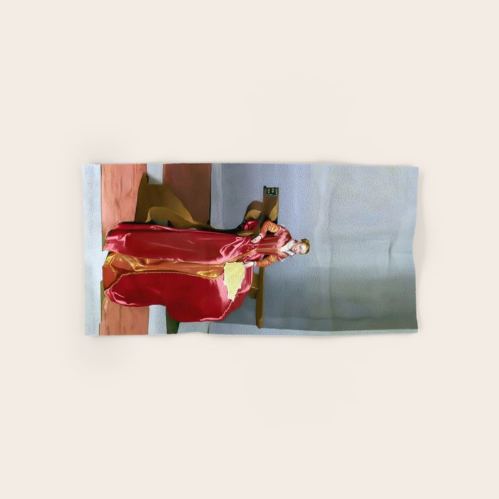 Isolated 8 Bath Towel Gallery Image 1