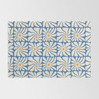 Vintage daisy flower art pattern Rug Gallery Image 2