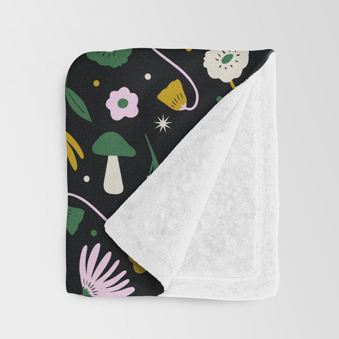 Magic Mushroom Forest Pattern Throw Blanket Gallery Image 3