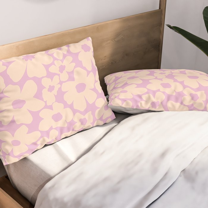 Daisies - Cream and pink Pillow Sham Gallery Image 2