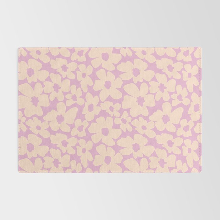 Daisies - Cream and pink Rug Gallery Image 2