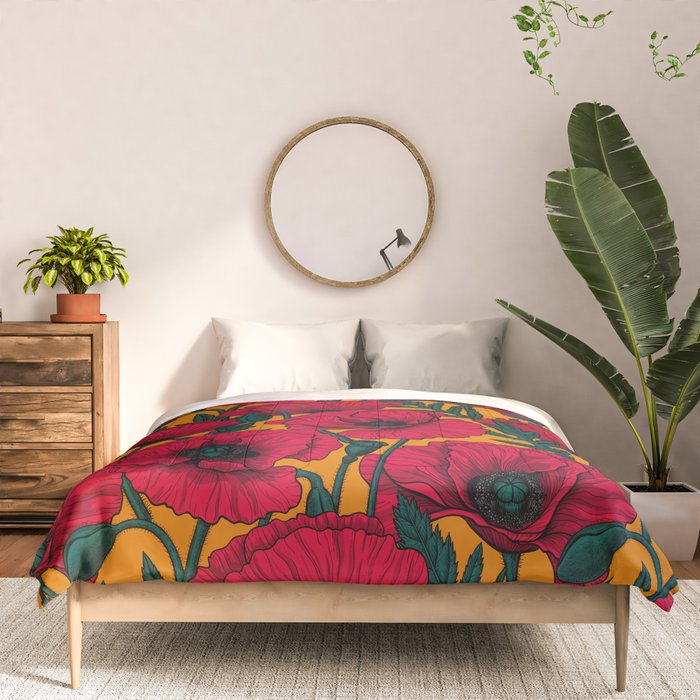 Red poppy garden    Comforter Gallery Image 3
