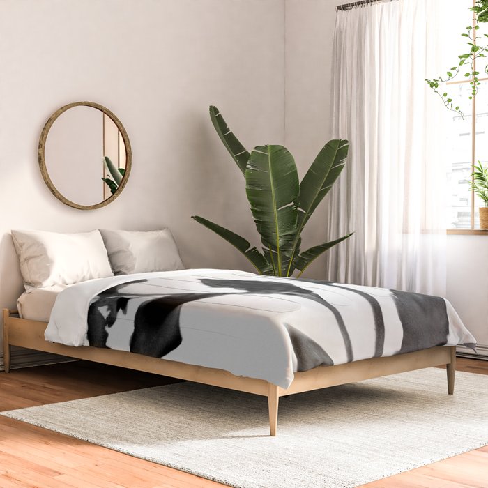 Black and White Moody Floral 2 Comforter Gallery Image 2