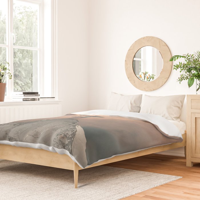 Lone Wayfarer Duvet Cover Gallery Image 2