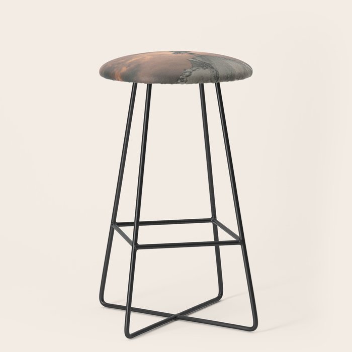 Lone Wayfarer Stool Gallery Image 1