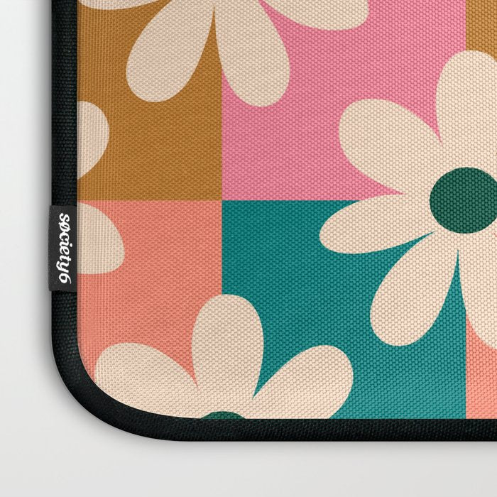 Daisy checkered - colors  Laptop Sleeve Gallery Image 3