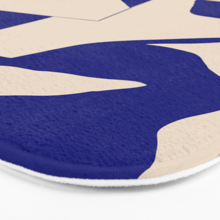 Minimalist 73 Bath Mat Gallery Image 3