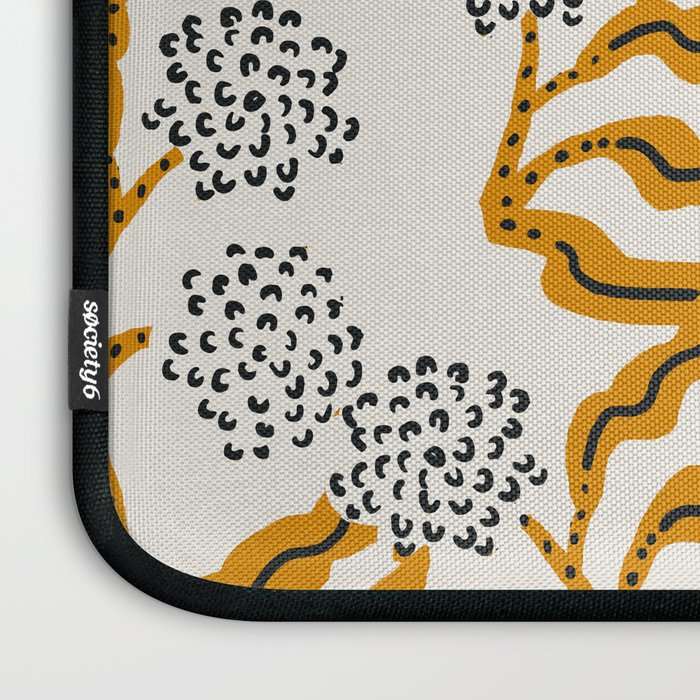 LA VILLE VINE Laptop Sleeve Gallery Image 3