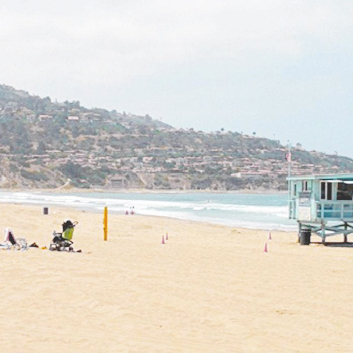 Redondo Beach // California Ocean Vibes Lifeguard Hut Surfing Sandy Beaches Summer Tanning Coffee Mug Gallery Image 2