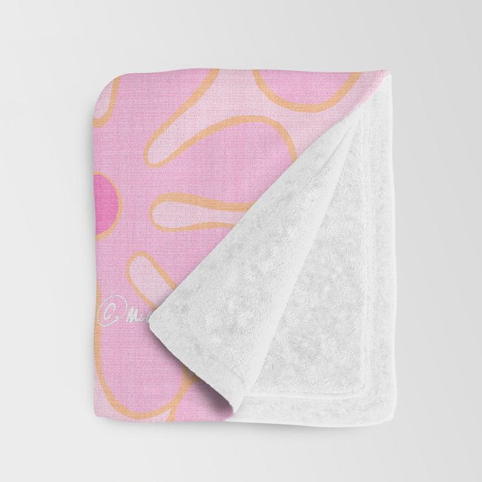 Pink Floral 70s Style Groovy Flowers Throw Blanket Gallery Image 3