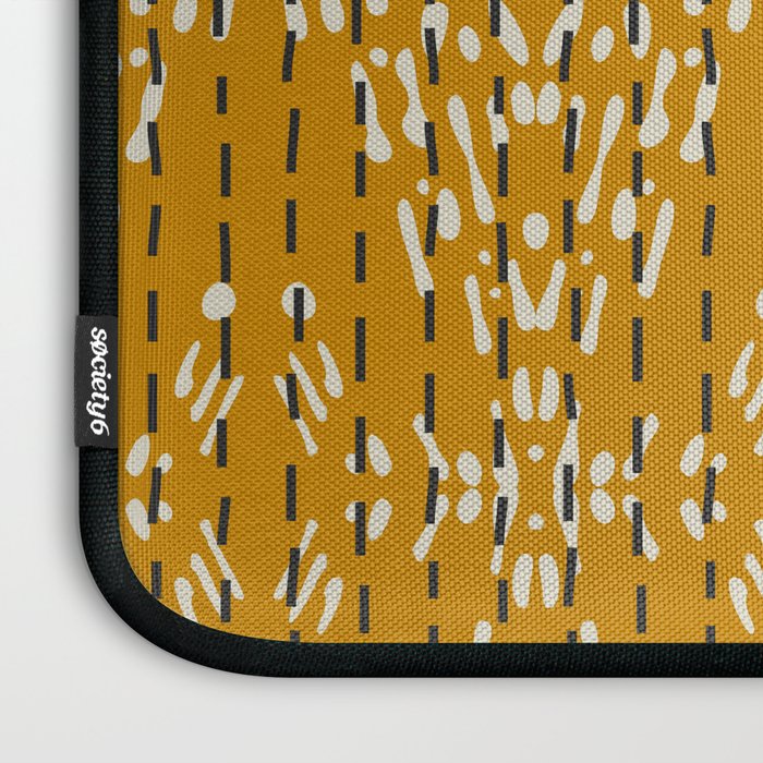 ZOLA KANTHA GOLD Laptop Sleeve Gallery Image 3