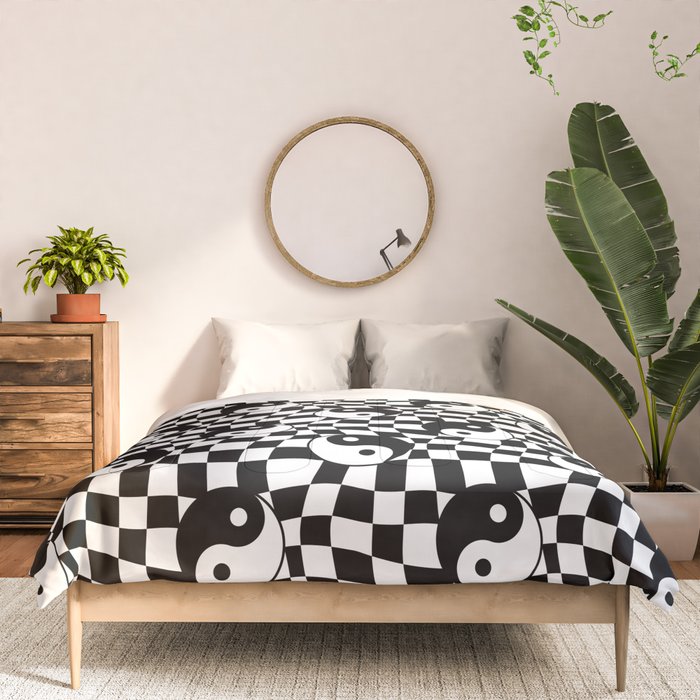 Black and white yin yang checkered pattern Comforter Gallery Image 3