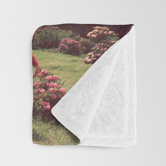 Ice Cream Peak - Mountain Meltdown Throw Blanket Gallery Image 3