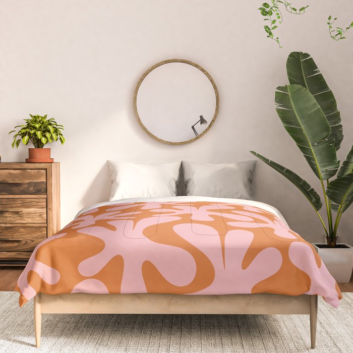 Funky Abstract Amoeba Dance Pattern Blush Pink and Orange Comforter Gallery Image 3