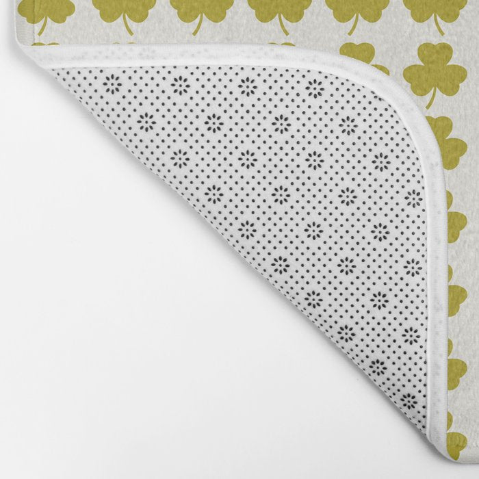 Clovers XIX Chartreuse Botanical Pattern Bath Mat Gallery Image 2