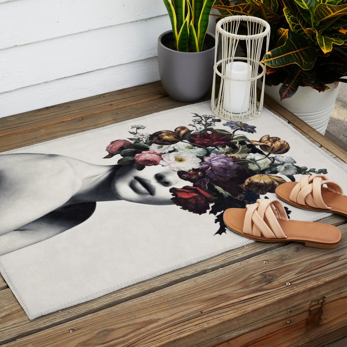 Elegance 101 Outdoor Rug Gallery Image 2