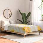 Vintage 70s Yellow Floral Pattern Comforter Gallery Image 2