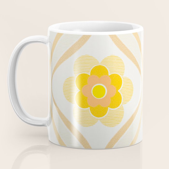 Vintage 70s Yellow Floral Pattern Coffee Mug Gallery Image 3