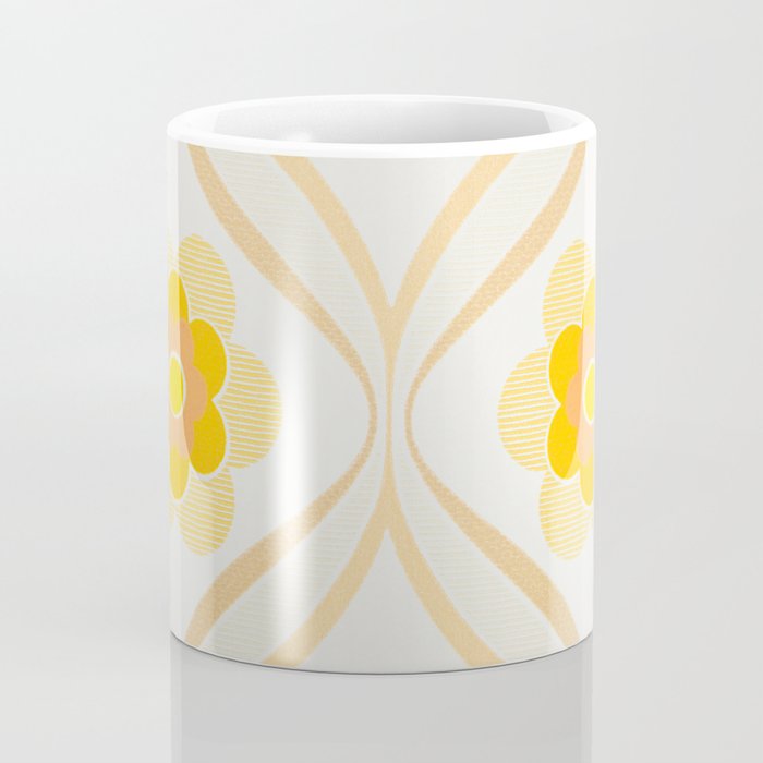 Vintage 70s Yellow Floral Pattern Coffee Mug Gallery Image 4