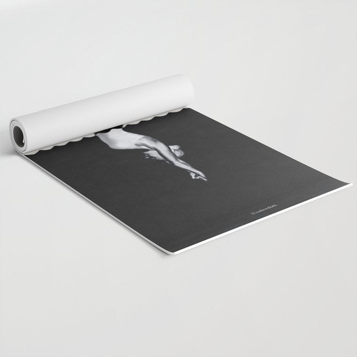 Dive deep ... Yoga Mat Gallery Image 2