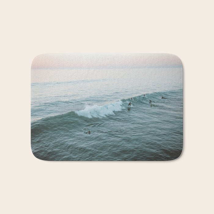 lets surf v Bath Mat Gallery Image 1