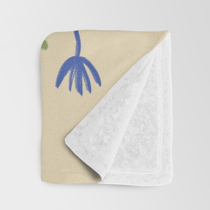 THE MAGIC TREE Throw Blanket Gallery Image 3