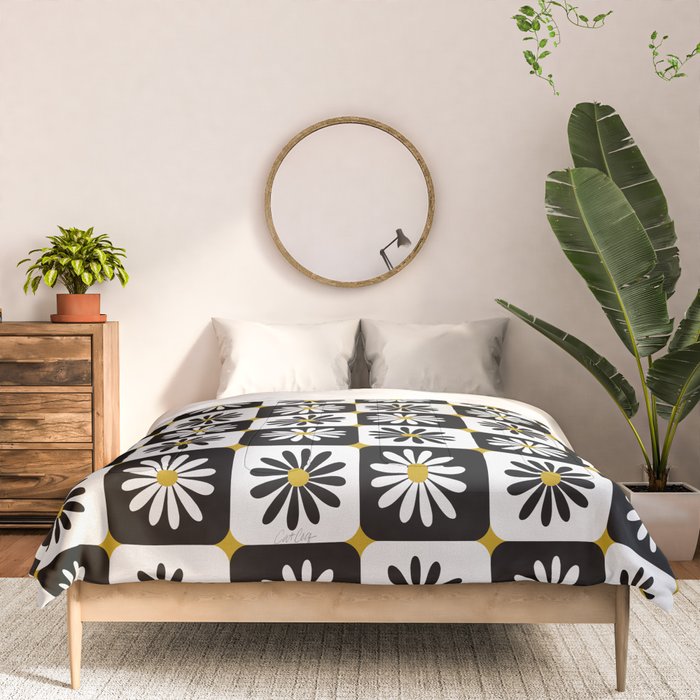 Checkered Daisies - Black & White Comforter Gallery Image 3