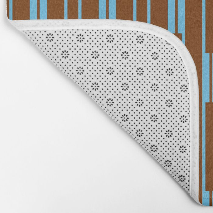 Geometric Two-Tone Geo Chain Pattern in Sky Blue and Chestnut Brown Bath Mat Gallery Image 2